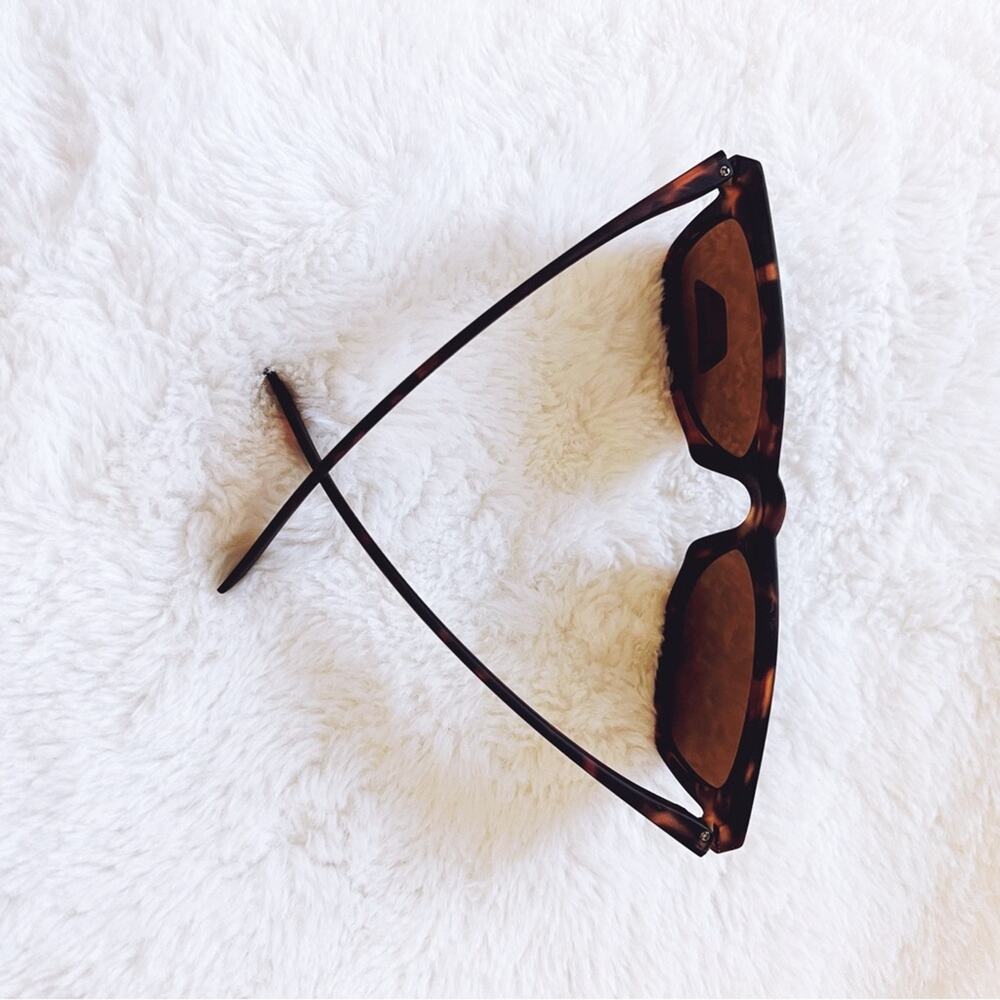 Max Tortoise Brown Polarized Sunglasses - Picture 6 of 9